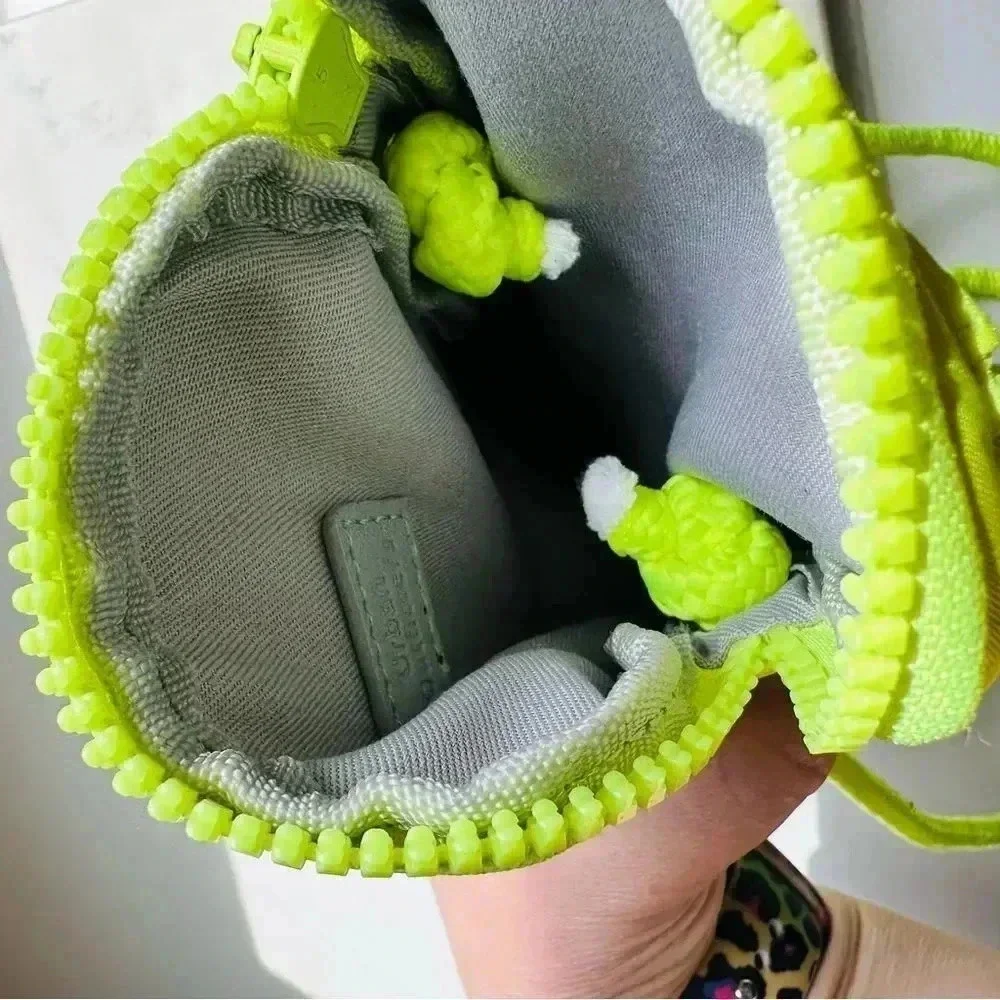 Urban Outfitters nwot pet